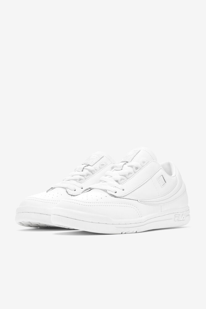 fila mens white tennis shoes